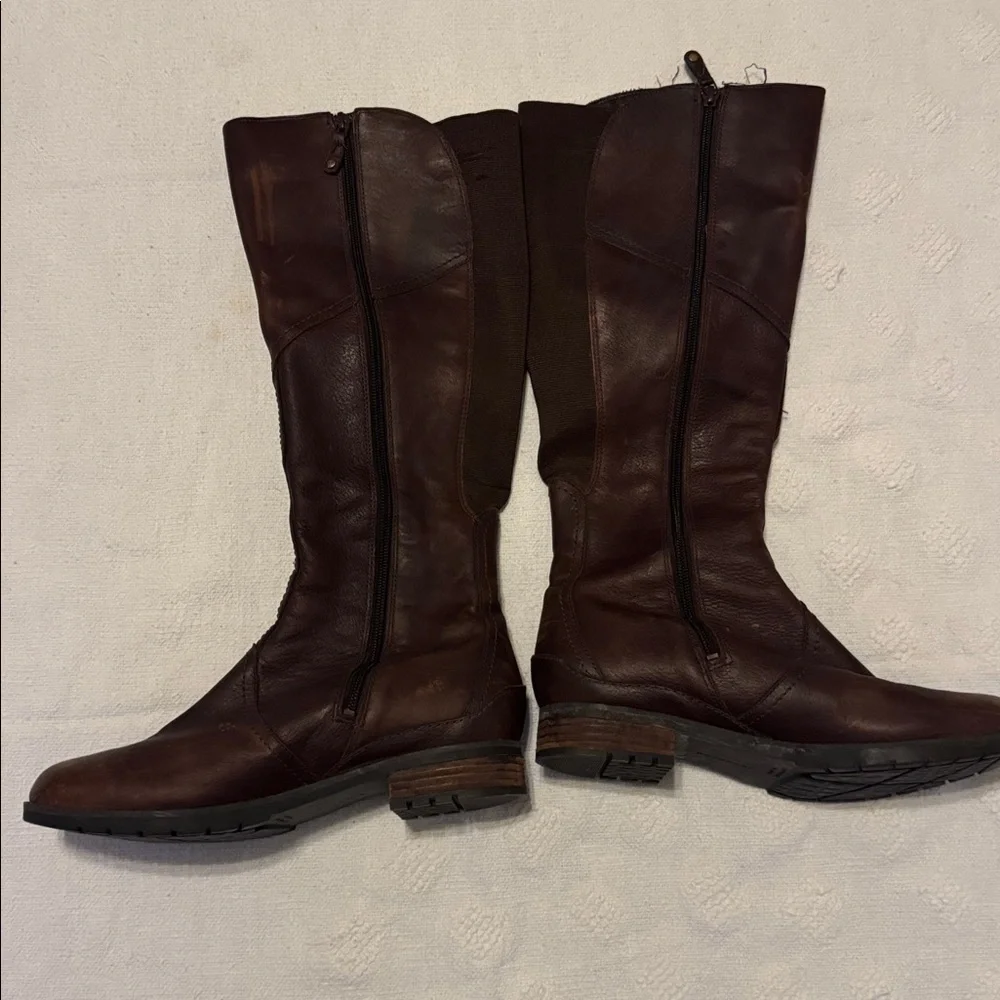 Rockport LEATHER brown Riding Boots 8.5 Medium Calf * Great Condition *knee High